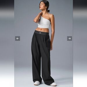 ALO Yoga Women's Black Wide-Leg Pants